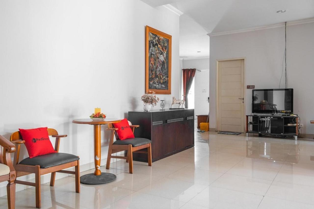 Reddoorz Near Siloam Karawaci 3 Hotel Tangerang Exterior photo