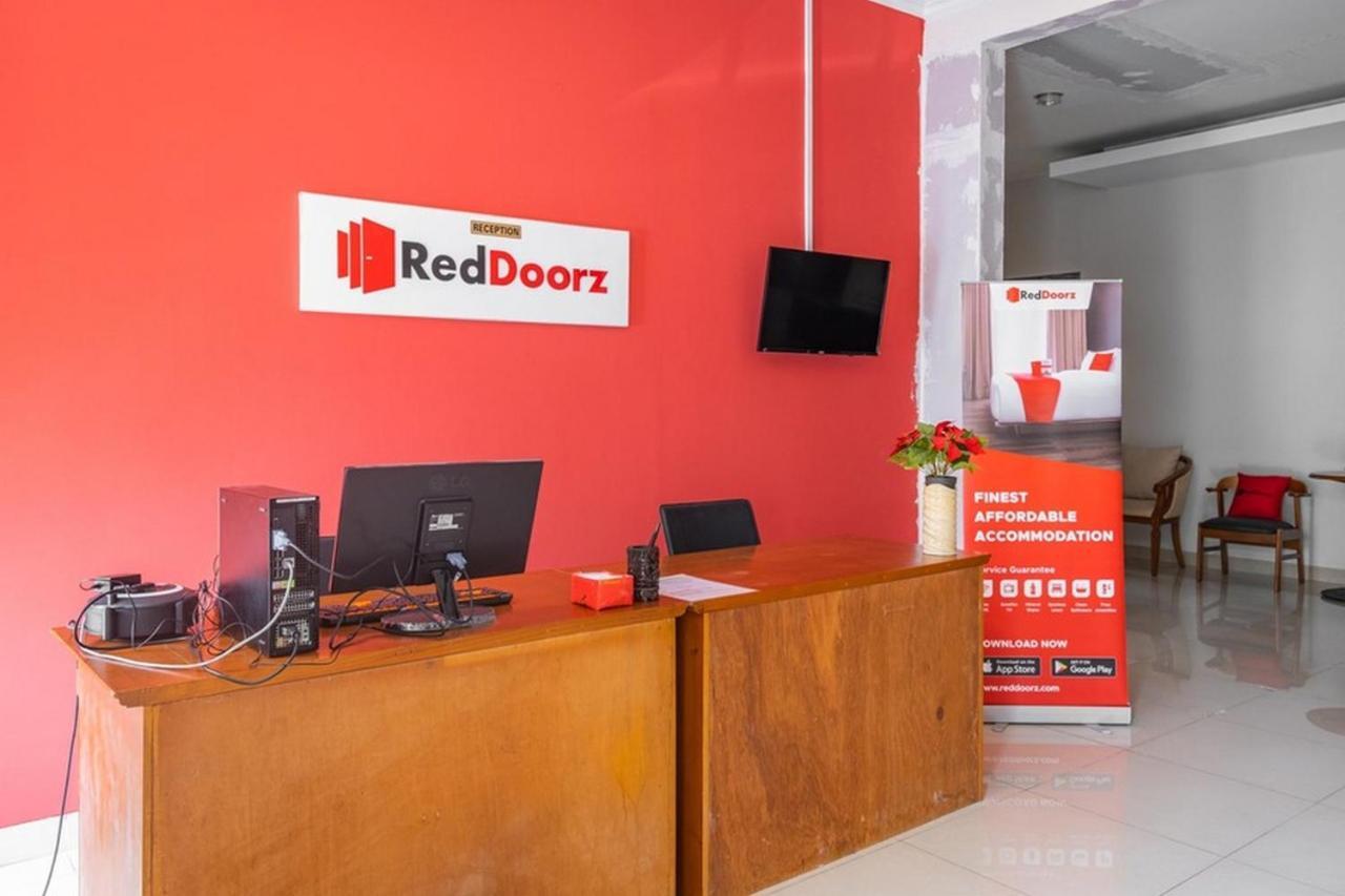 Reddoorz Near Siloam Karawaci 3 Hotel Tangerang Exterior photo