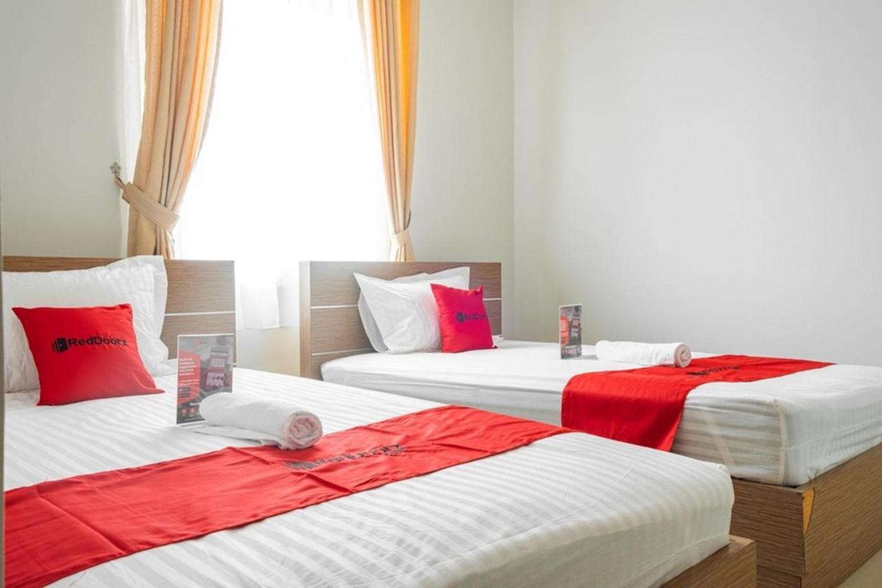 Reddoorz Near Siloam Karawaci 3 Hotel Tangerang Exterior photo