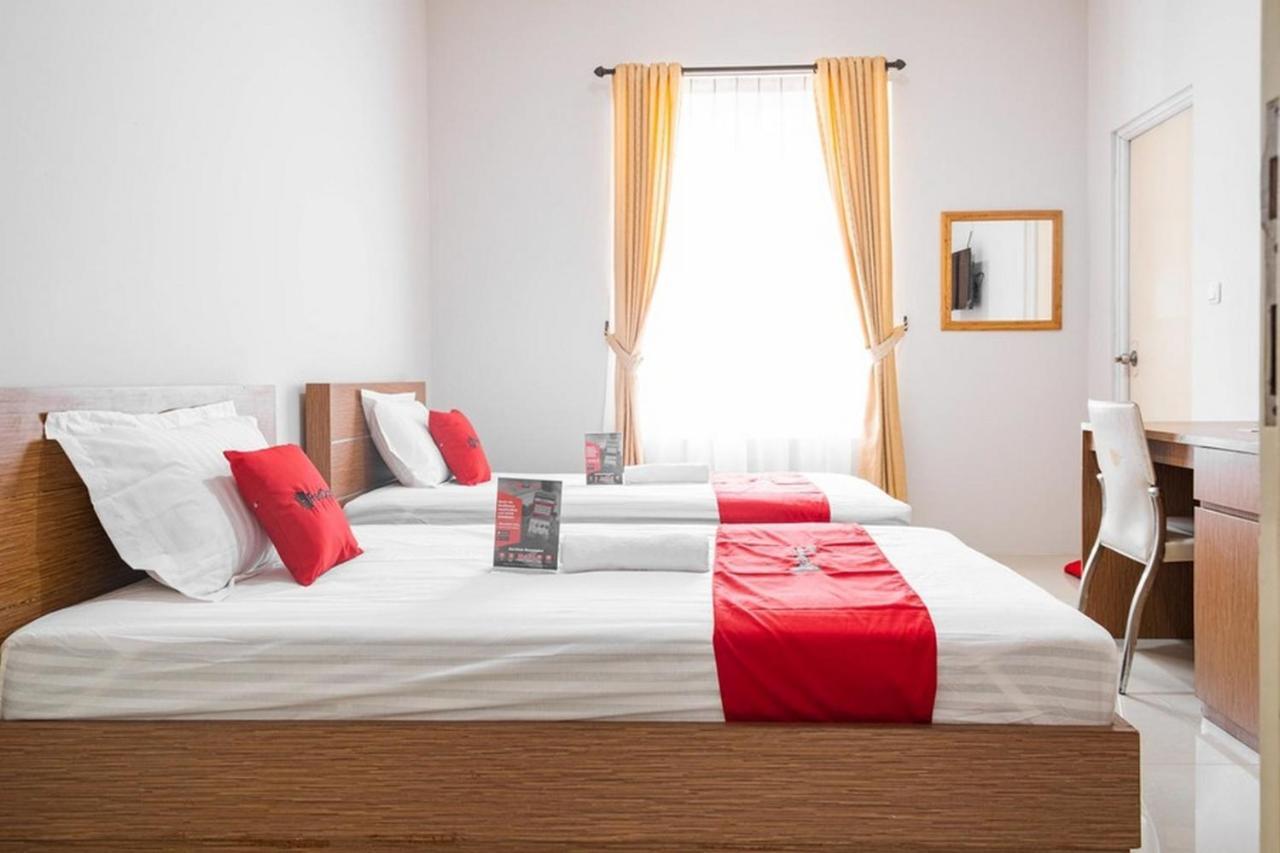 Reddoorz Near Siloam Karawaci 3 Hotel Tangerang Exterior photo